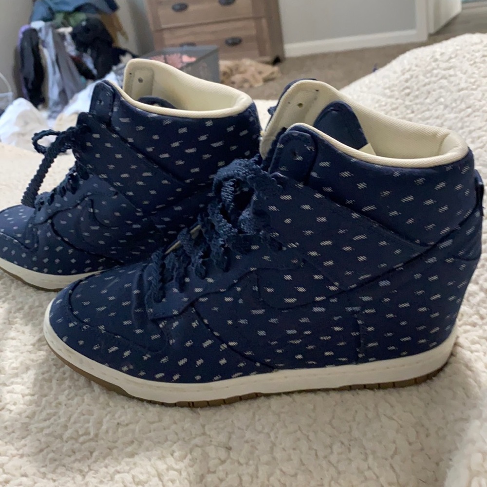 Nike wedge high top sneakers *like new* size 10